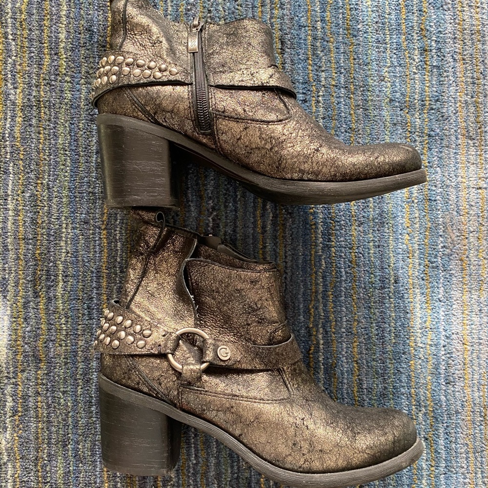 Guess Metallic Booties - Picture 3 of 6
